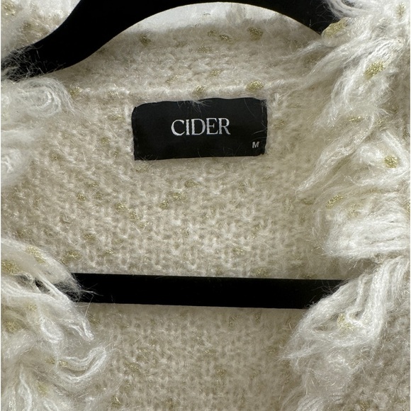 Thick  Knitwear: Faux Pearl Buttons Lightweight Cardigan - Picture 3 of 5